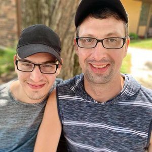 Meet your Posher, Charles